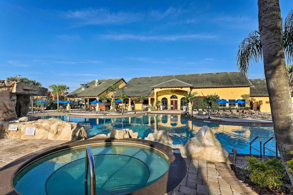 5 Mi to Walt Disney World! Gem w/ Resort Perks