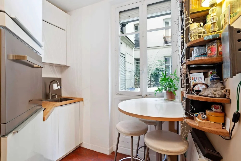 Charming Apartment Located at the Foot of the Sacred Heart
