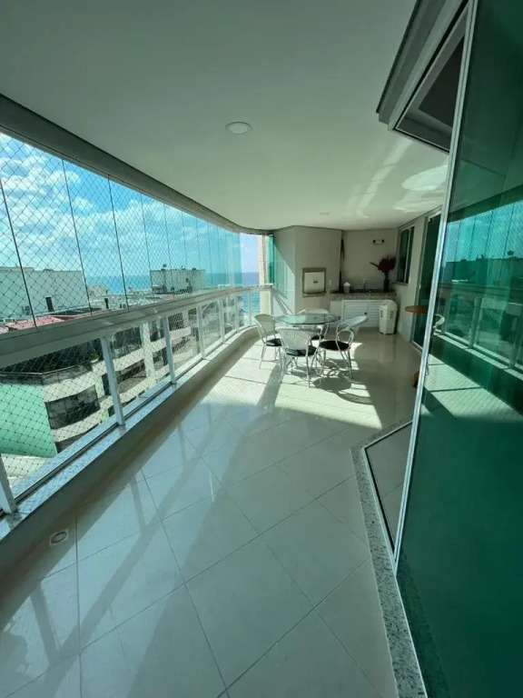 Apartamento em Meia Praia - Quadra Mar 3 Dormitórios 2 Suites