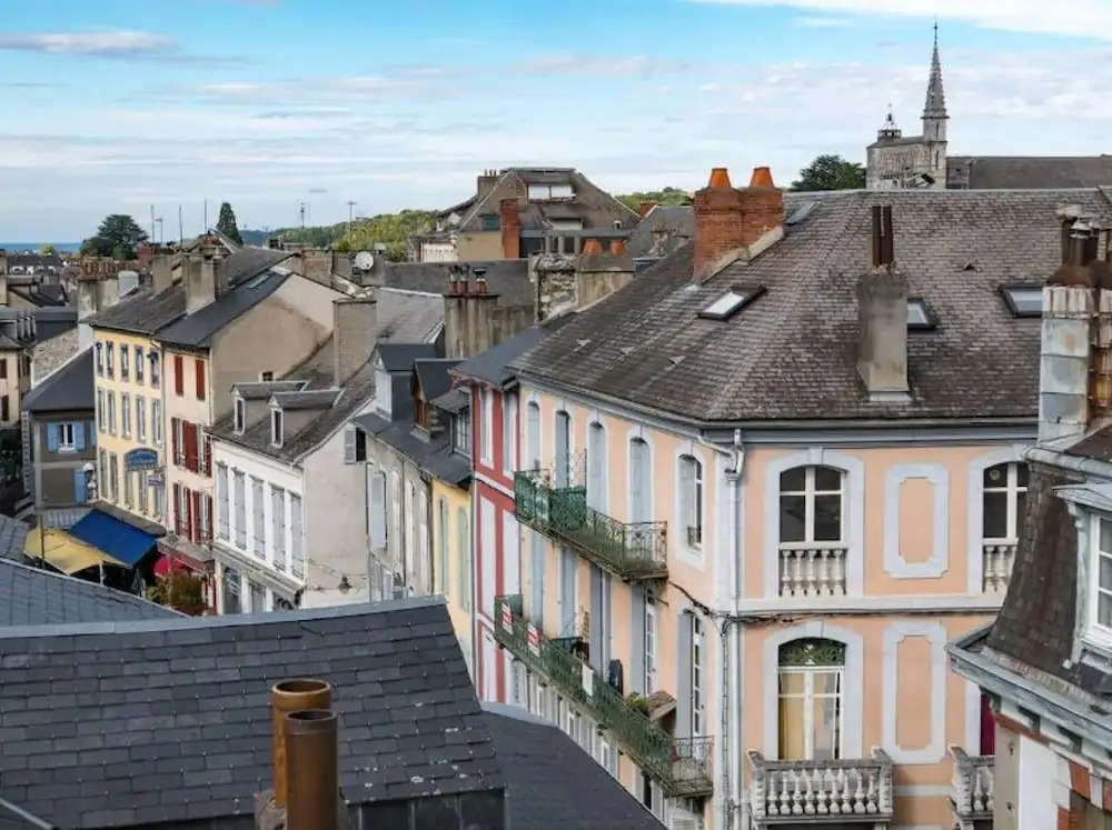 Apartment With one Bedroom in Bagnères-de-bigorre, With Wonderful Mountain View, Terrace and Wifi