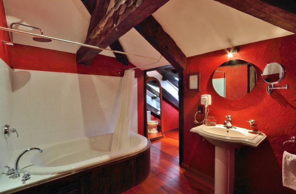Uvence Garden Hotel