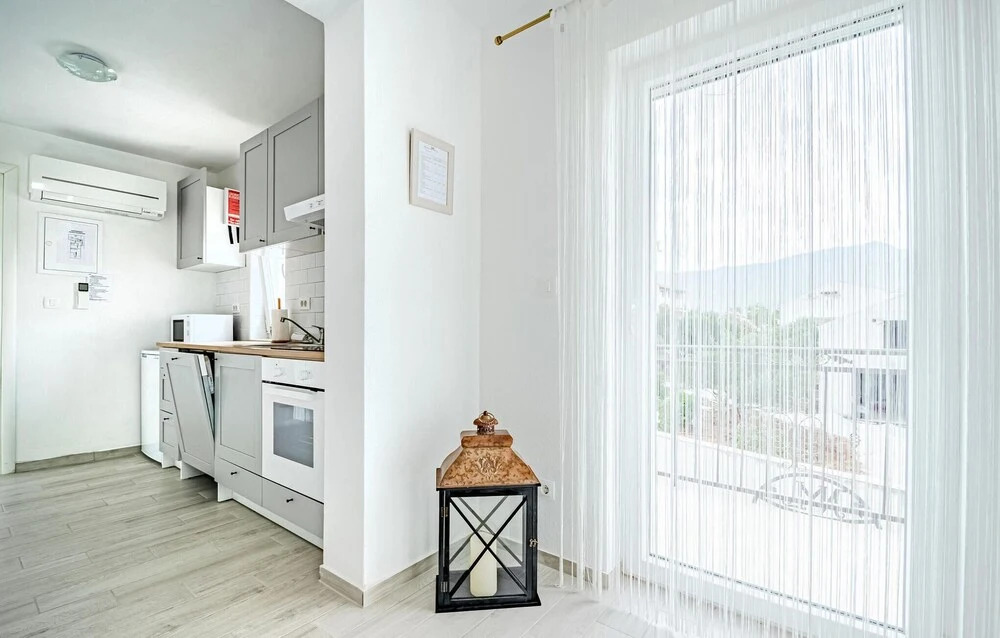Awesome Apartment in Orebic With Wifi