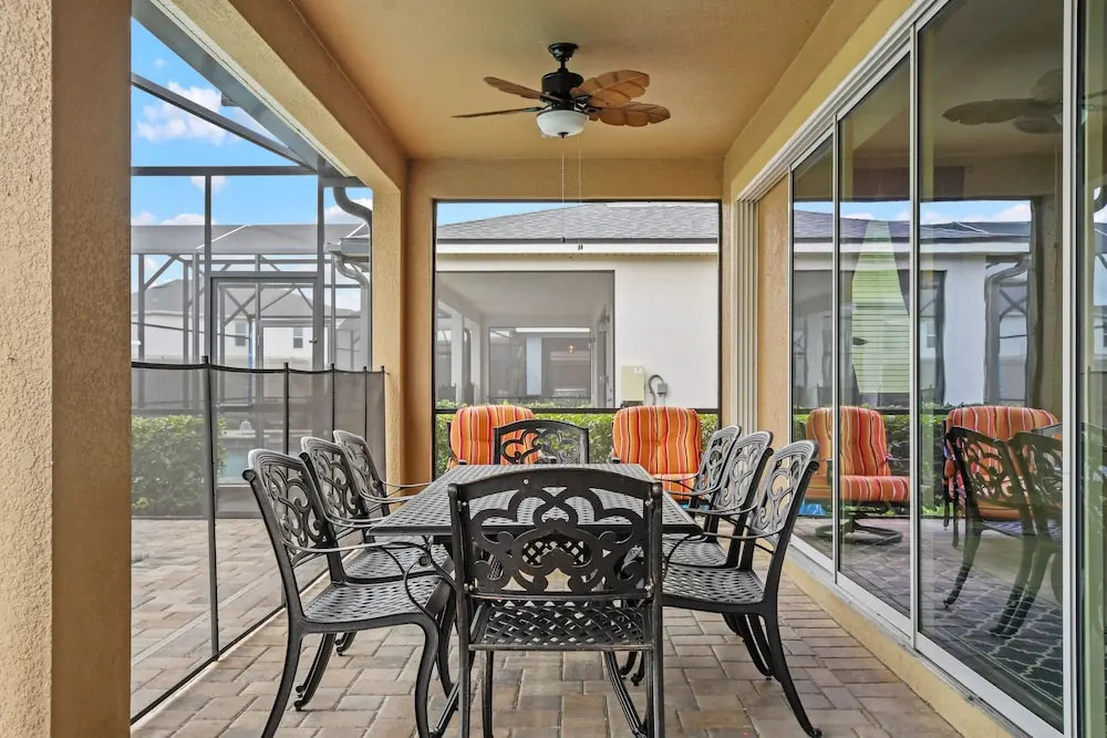 Ultimate 9-Bed Luxury Retreat - Movie Theater, Game Room, Pool, Spa & Themed Bedrooms in Resort Paradise