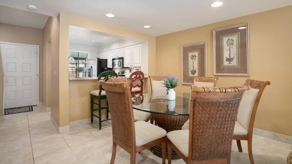 Beachwalk Villa 5168 G 2BR BA 6