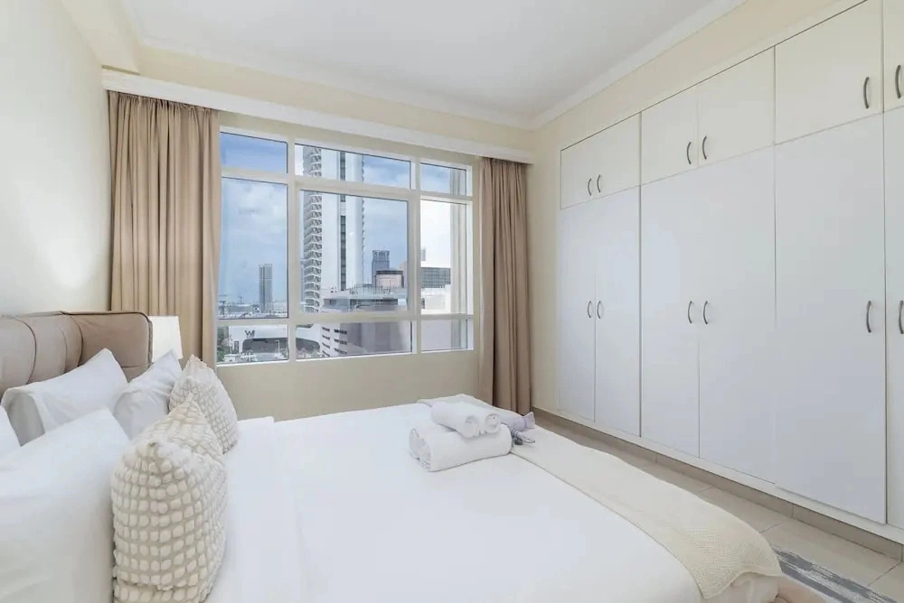 1 Bedroom in Marina With Stunning Ain Dubai View