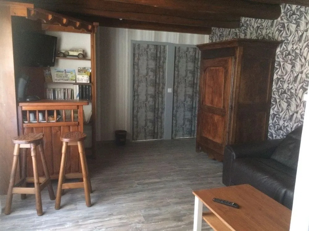 Chambres dHôtes LES VERGERS DE LOUISE