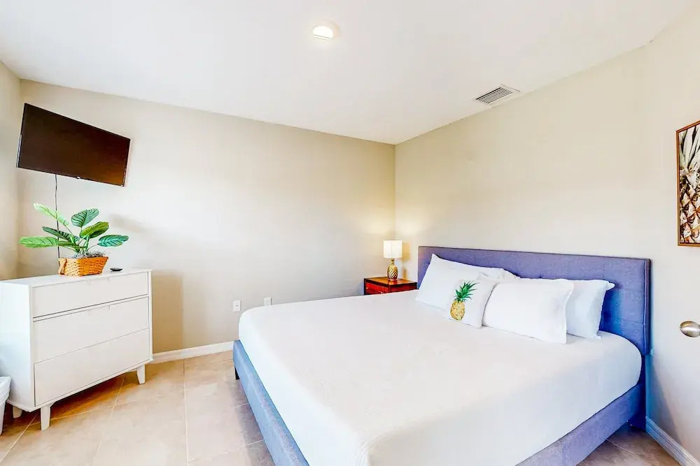 Dog-friendly Home With an 8 Minute Walk to Beach Access