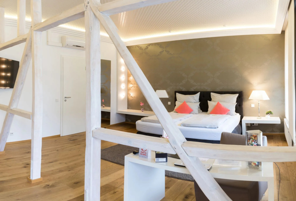Haven Hotels - Helvetia Suites Düsseldorf City
