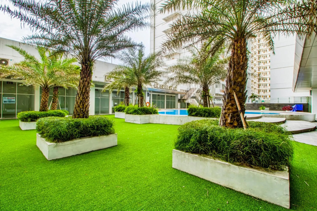 Skyland Sentul Tower Apartment