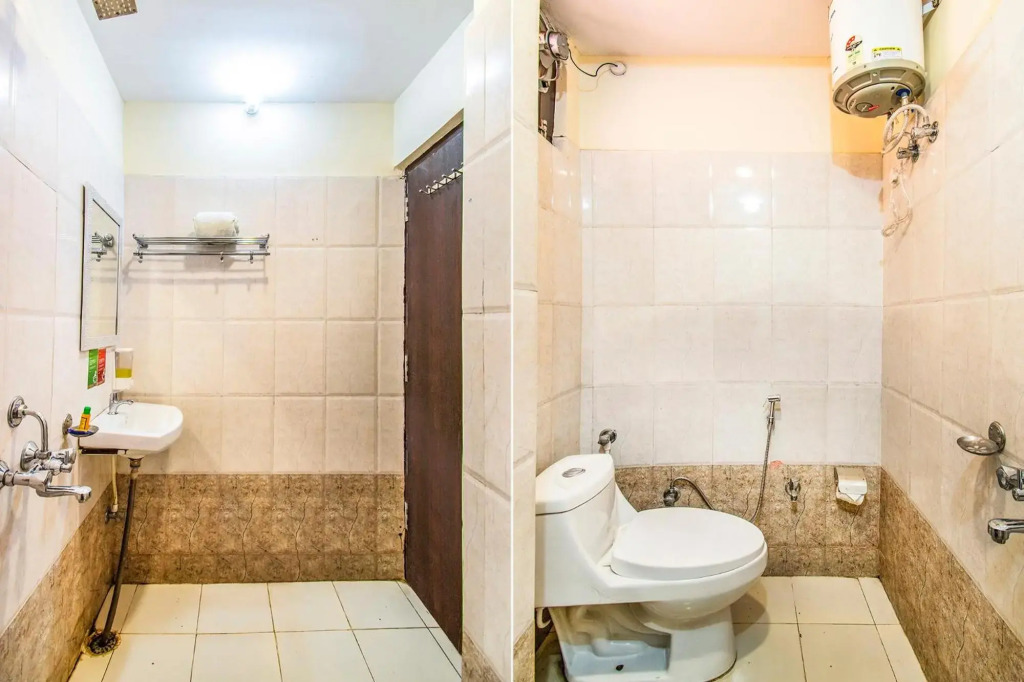 Via Elysian Grand - 3 kms from Chaudhary Charan Singh International Airport Lucknow