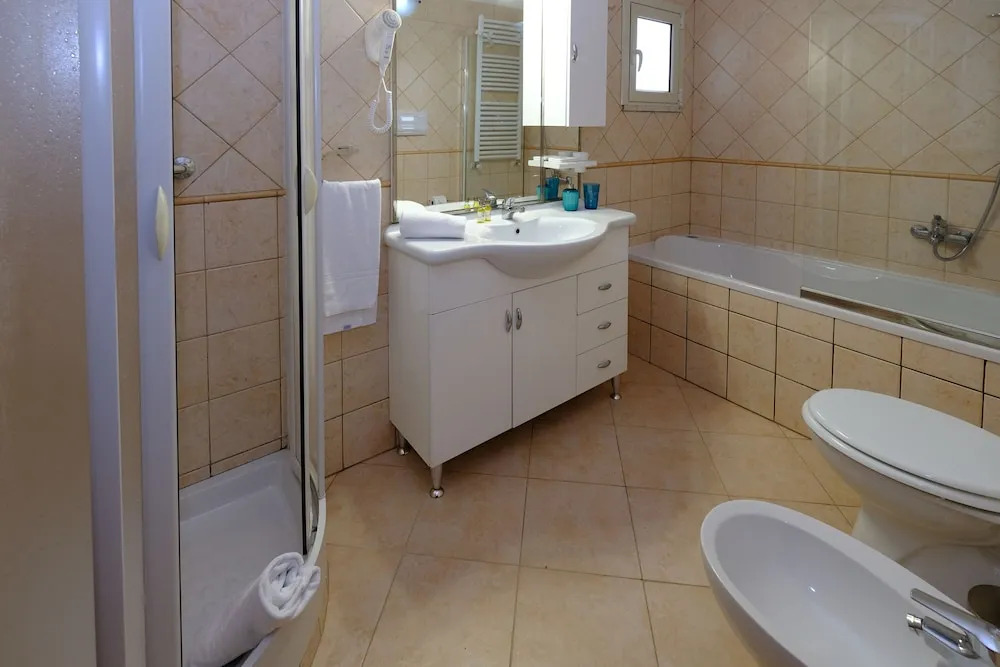 Emporium Guest House