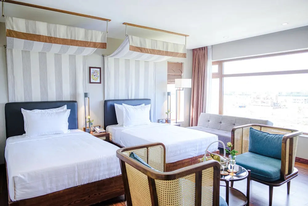HA Ocean Front Hotel and Apartment