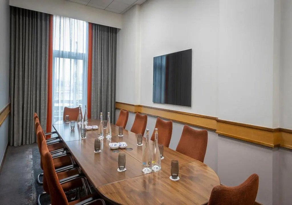 Clayton Hotel, Leeds