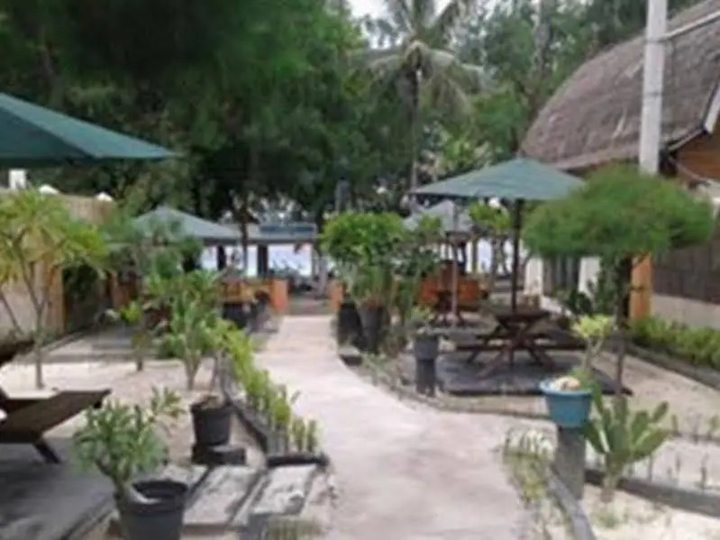 Blue Beach Cottages I