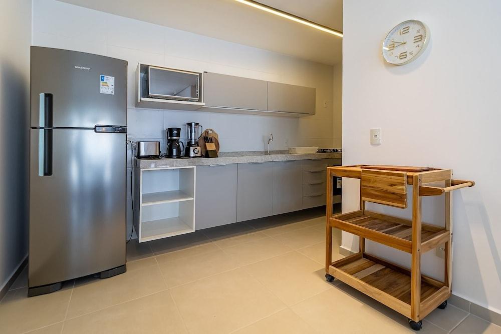 APTO 4 Suítes | Espaçoso | Varanda Gourmet | San Martin | Destino BSM 303A