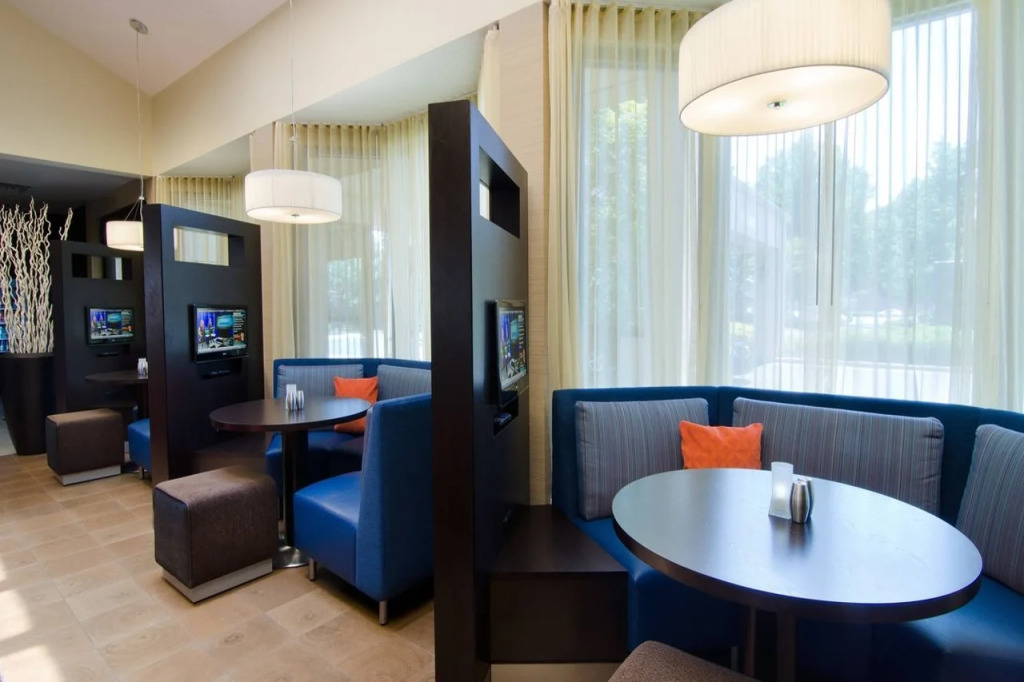 Courtyard by Marriott Huntsville University Drive