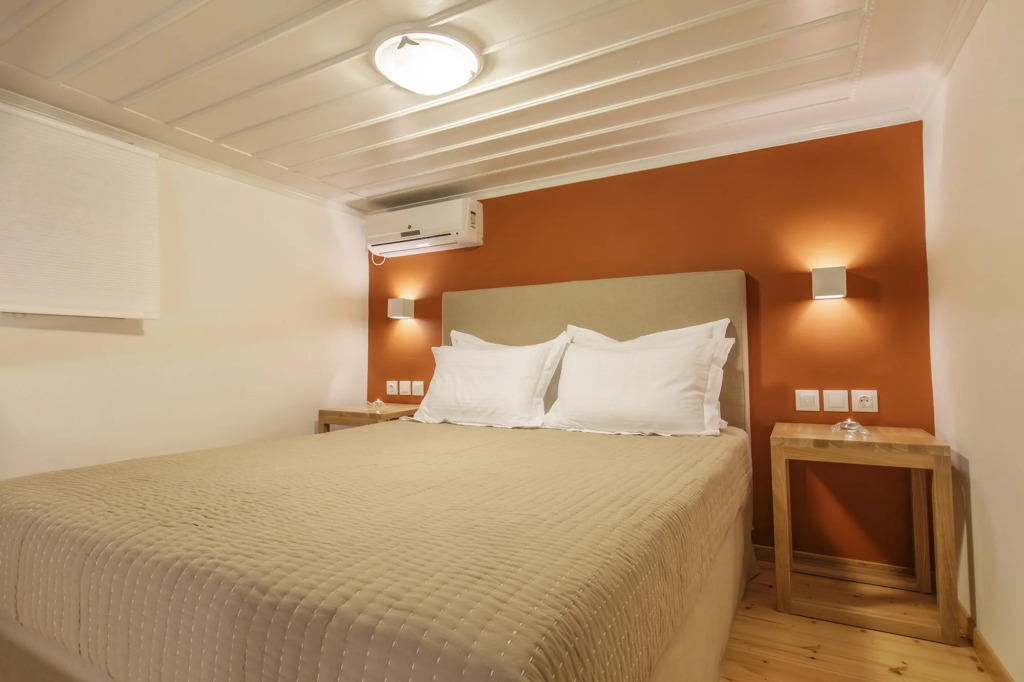 Olga Hotel Mouresi