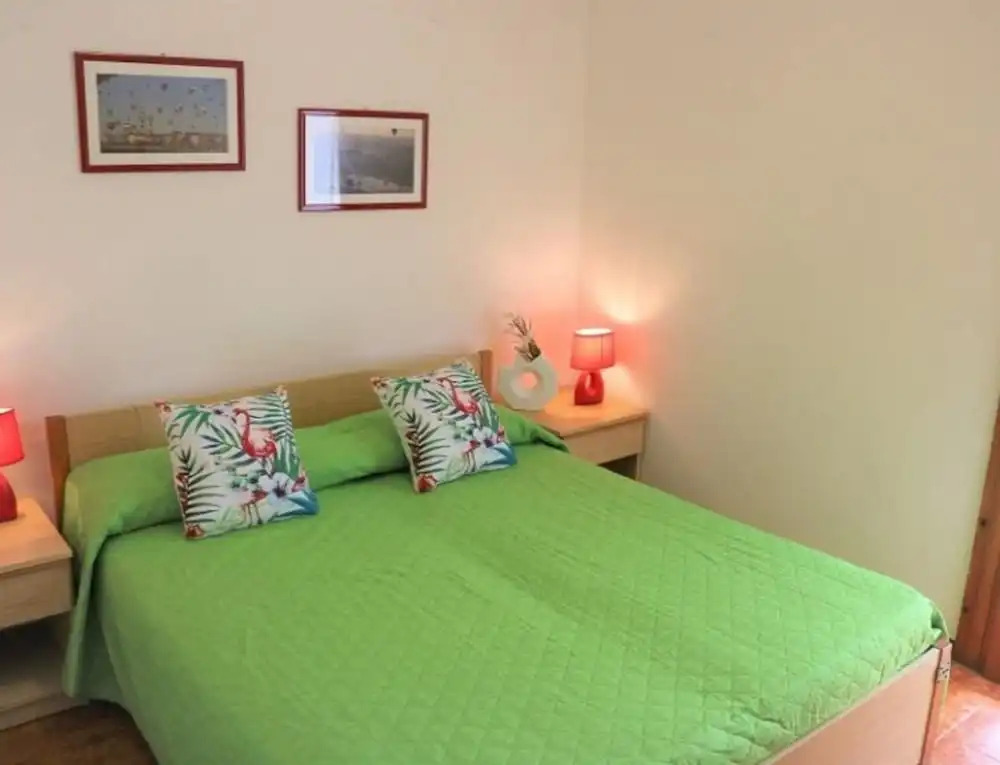 Colorful Flat With sea View