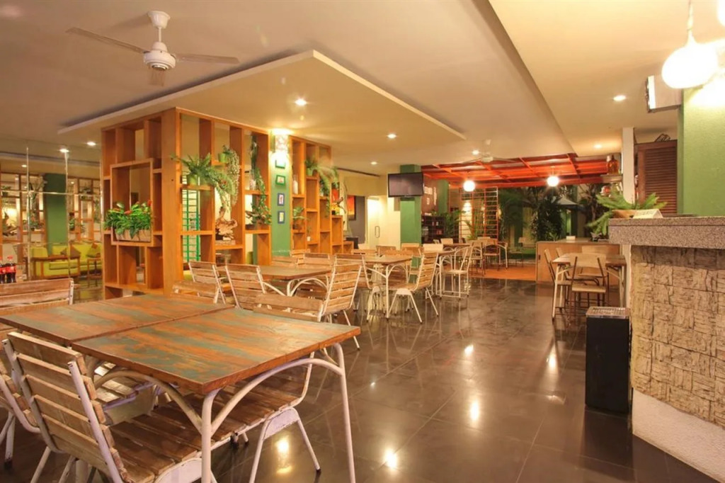 Spazzio Bali Hotel
