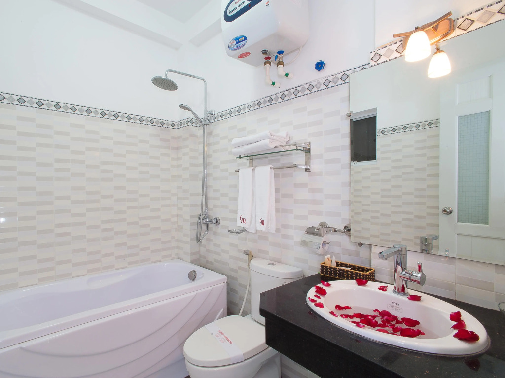 Delica Premium Hotel