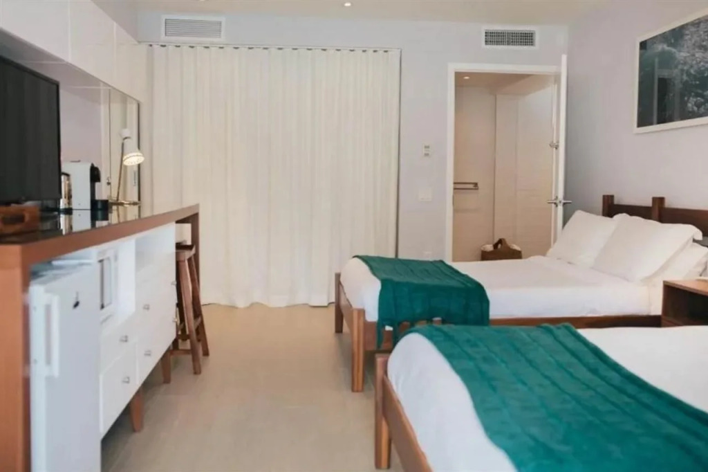Tides Inn Hotel