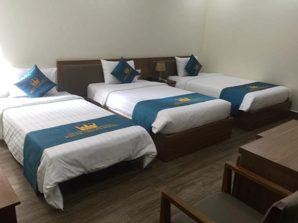 White Crown Hotel