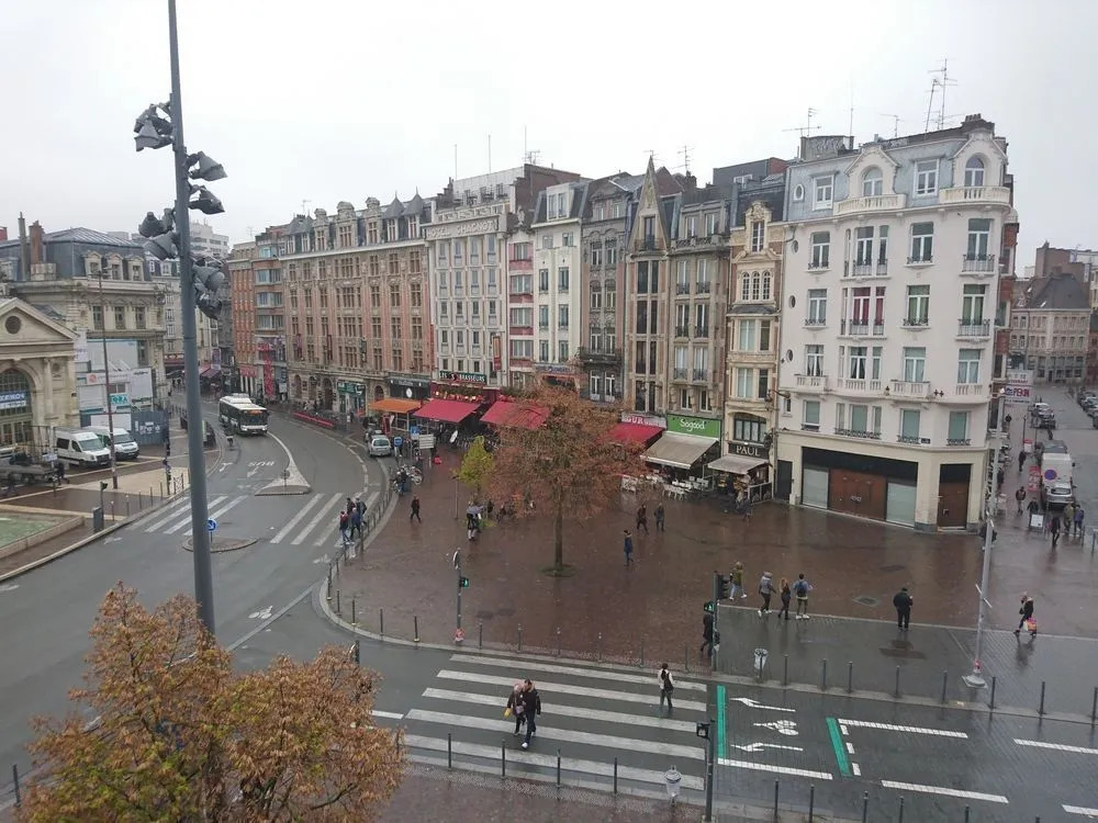 Studio Hypercentre proche gares et métro