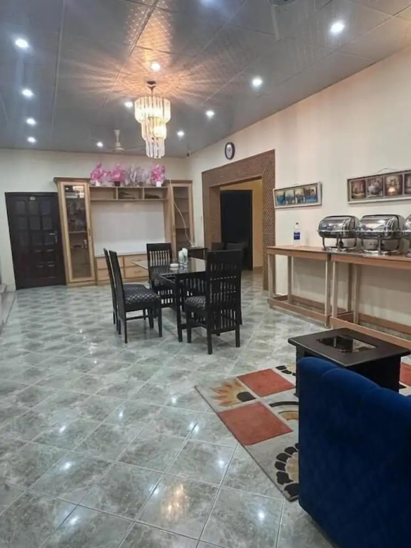Stay Inn Guest House
