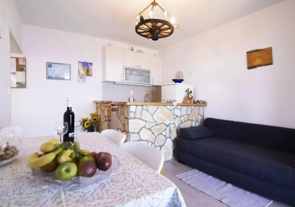 Apartments Uskok