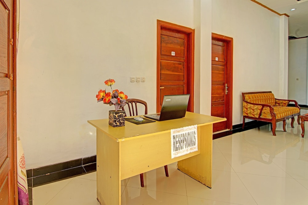 OYO 91852 Prima Guesthouse Syariah