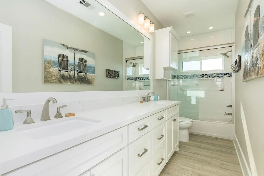 New Listing! Spacious Brand-new Beach 4 Bedroom Home