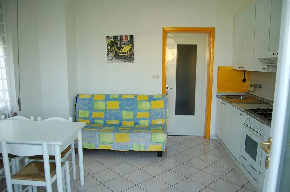 Poggio Al Lago Apartments & Rooms