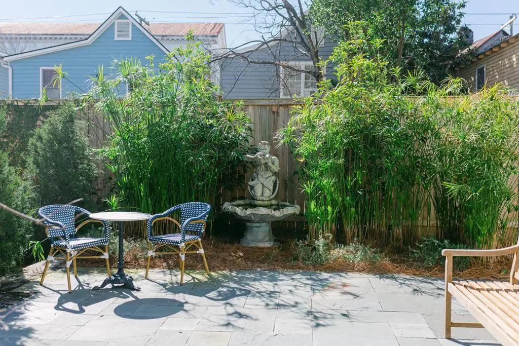 Guesthouse Charleston WEST 62 and 64