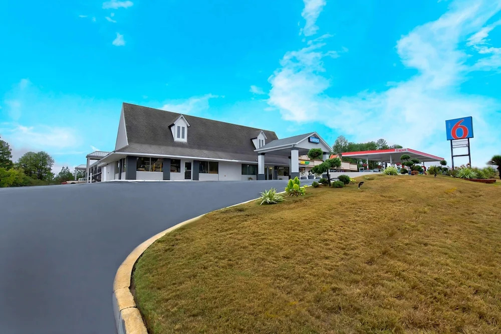 America's Comfort Lodge