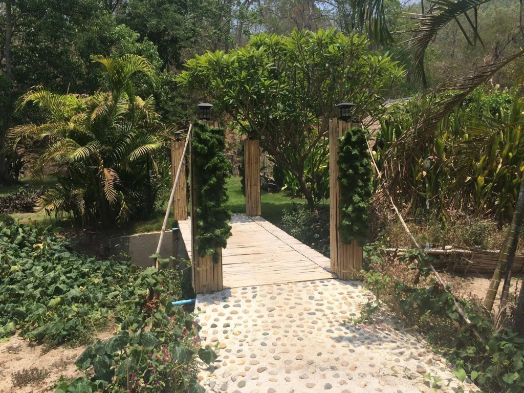 Pai Bamboo Hut