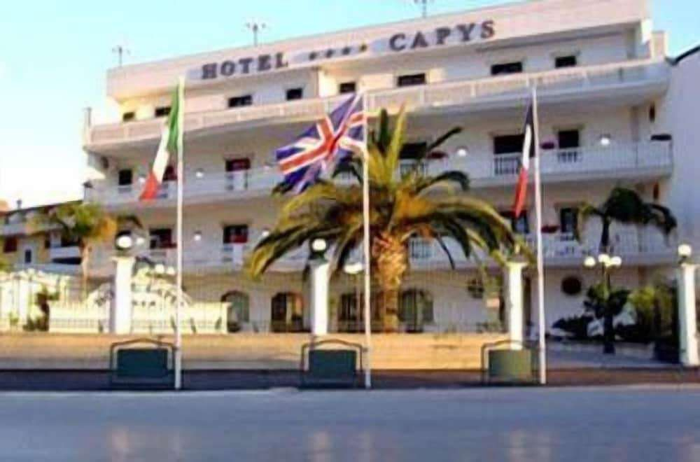 Hotel Capys