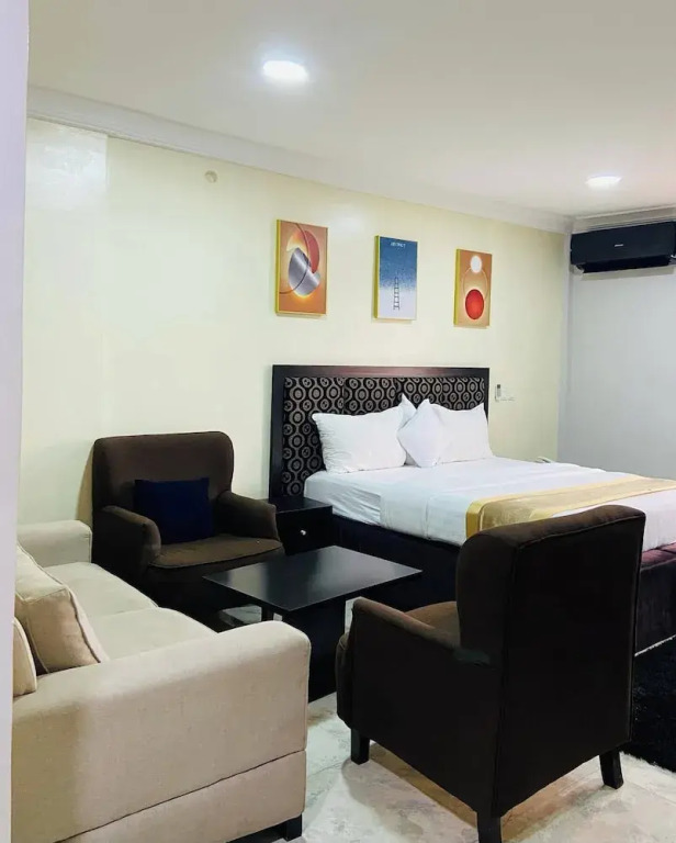 Sienna Suites