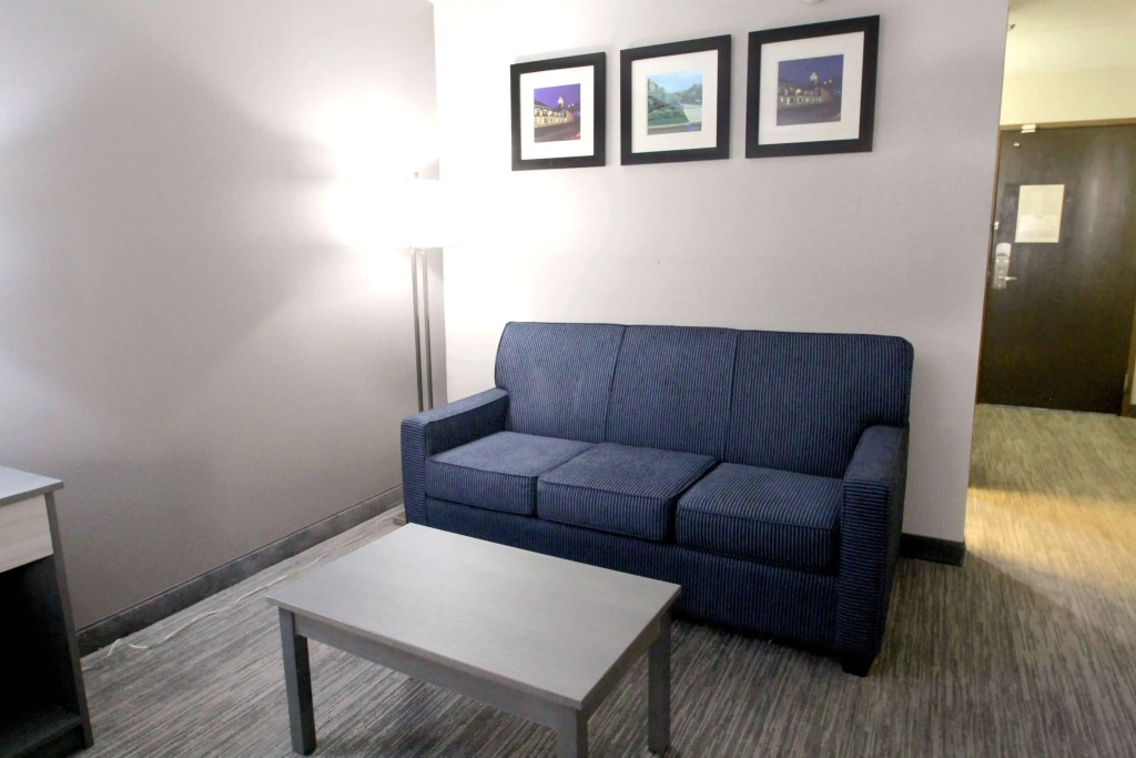 Baymont by Wyndham Lafayette - Purdue University