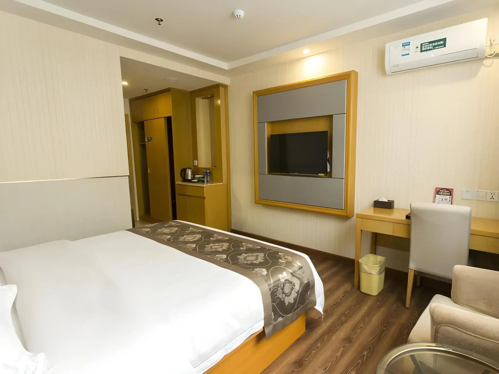 GreenTree Inn Zhuhai Mingzhu Station Express Hotel