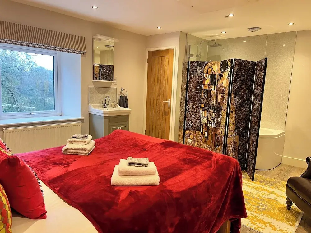 Sleeps 2 - Garden & Hot Tub Option