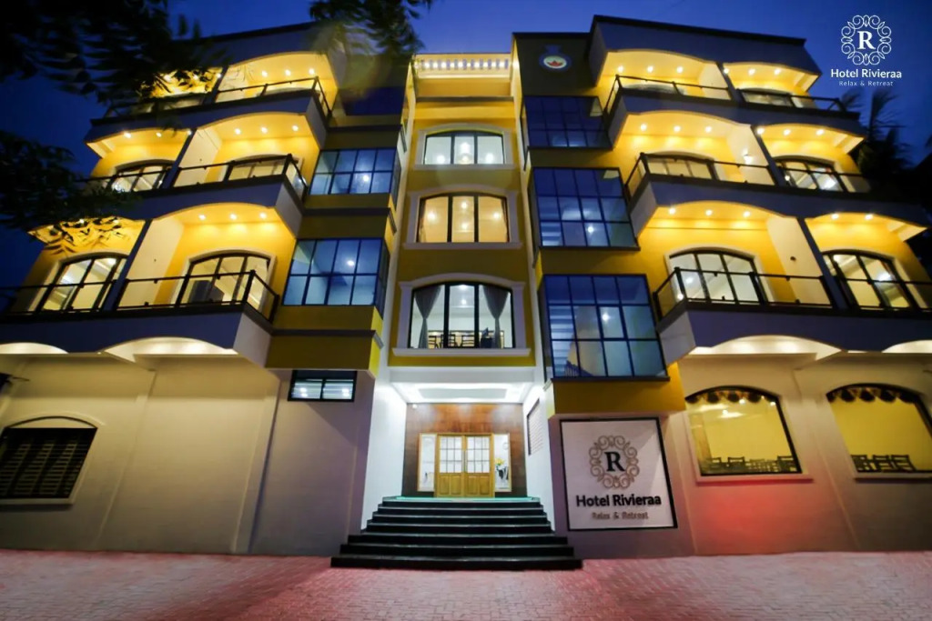 RivieraaHotel