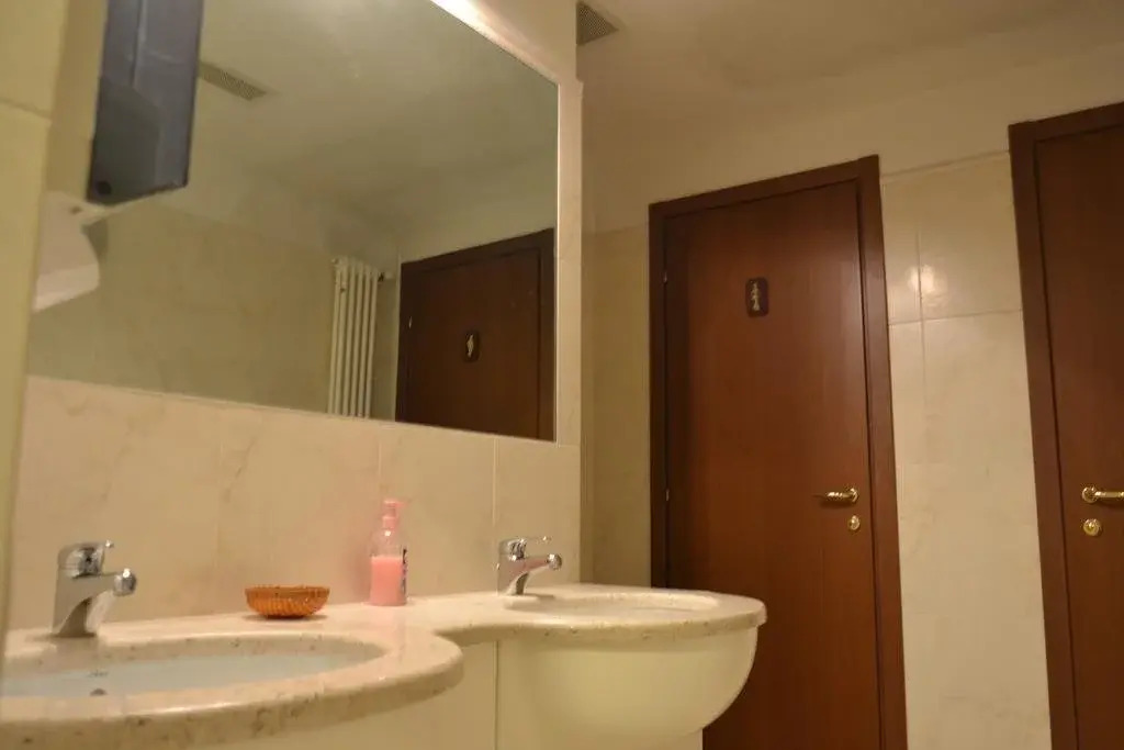 Hotel House