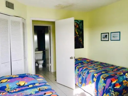 Joyce's Beachfront Suite 3