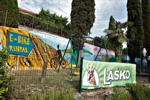 Hostel Soline