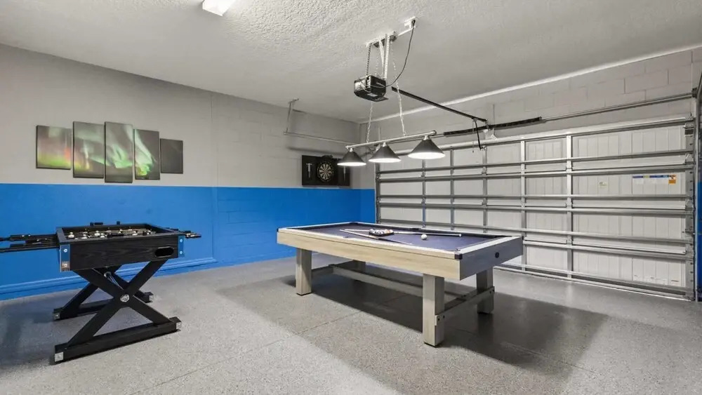 Upstay- Family Villa for 12 w Pool, Games & BBQ