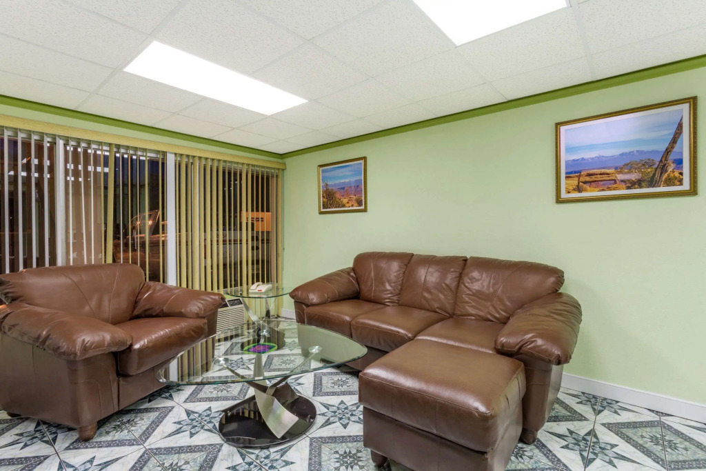 Отель Ashland Studio Inn Richmond North near Kings Dominion (Listing Partner)