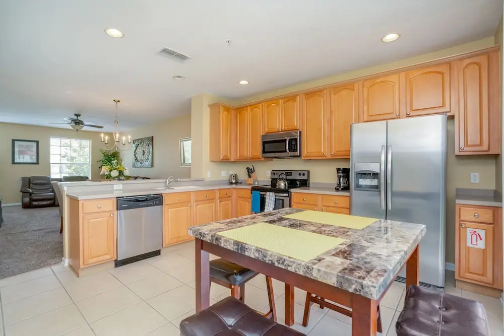 Perfect Orlando Home! Cozy and Contemporary 3bd/3.5ba Town Home - #3vc013