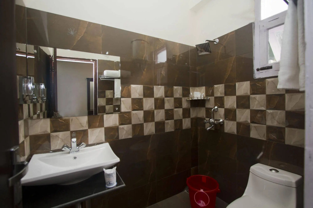 Snow Touch Resort (Shri Nath Group)