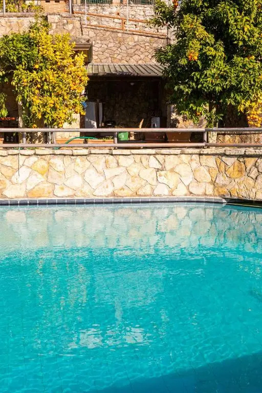 COLLEALCEPPO - RESIDENZA LE SORBE - Piscina panoramica 13 km dal mare
