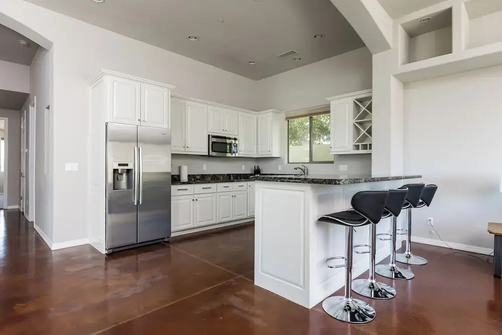 Luxury Mountain Estate-pool-spa-bbq+bar-fire pit